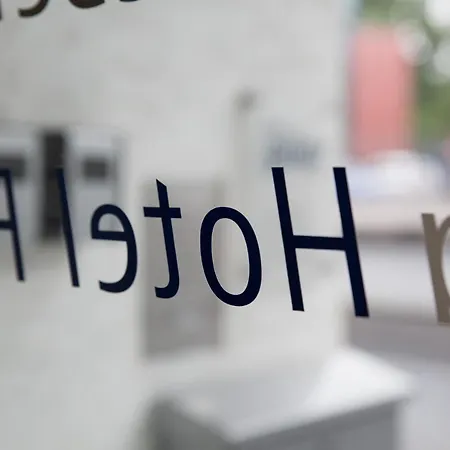 Отель Pilar Garni Кёльн