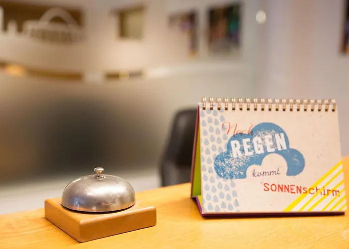 ホテル ピラール ガルニ 3*